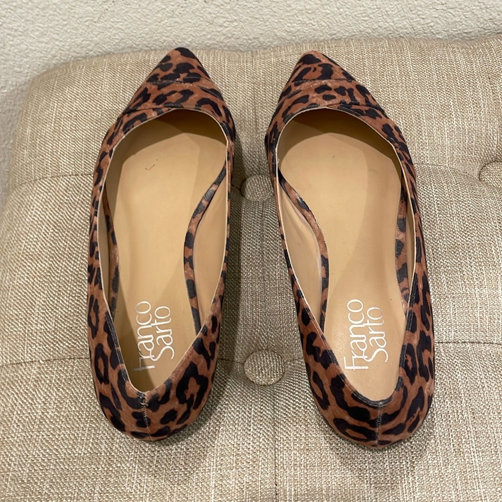 💙 Franco Sarto Leopard Print Halissa Flats Shoes - Size 7